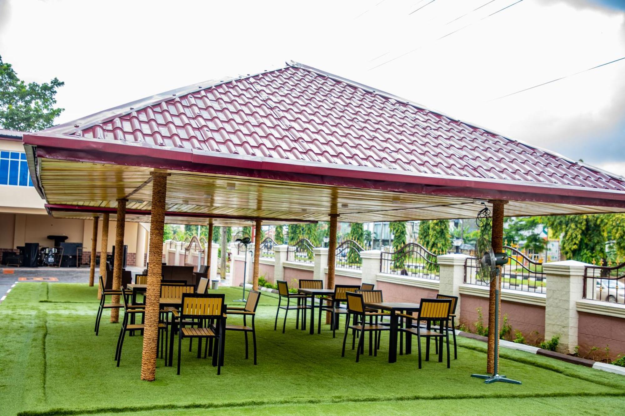 Villa Hilton Hotels Uyo Exterior foto