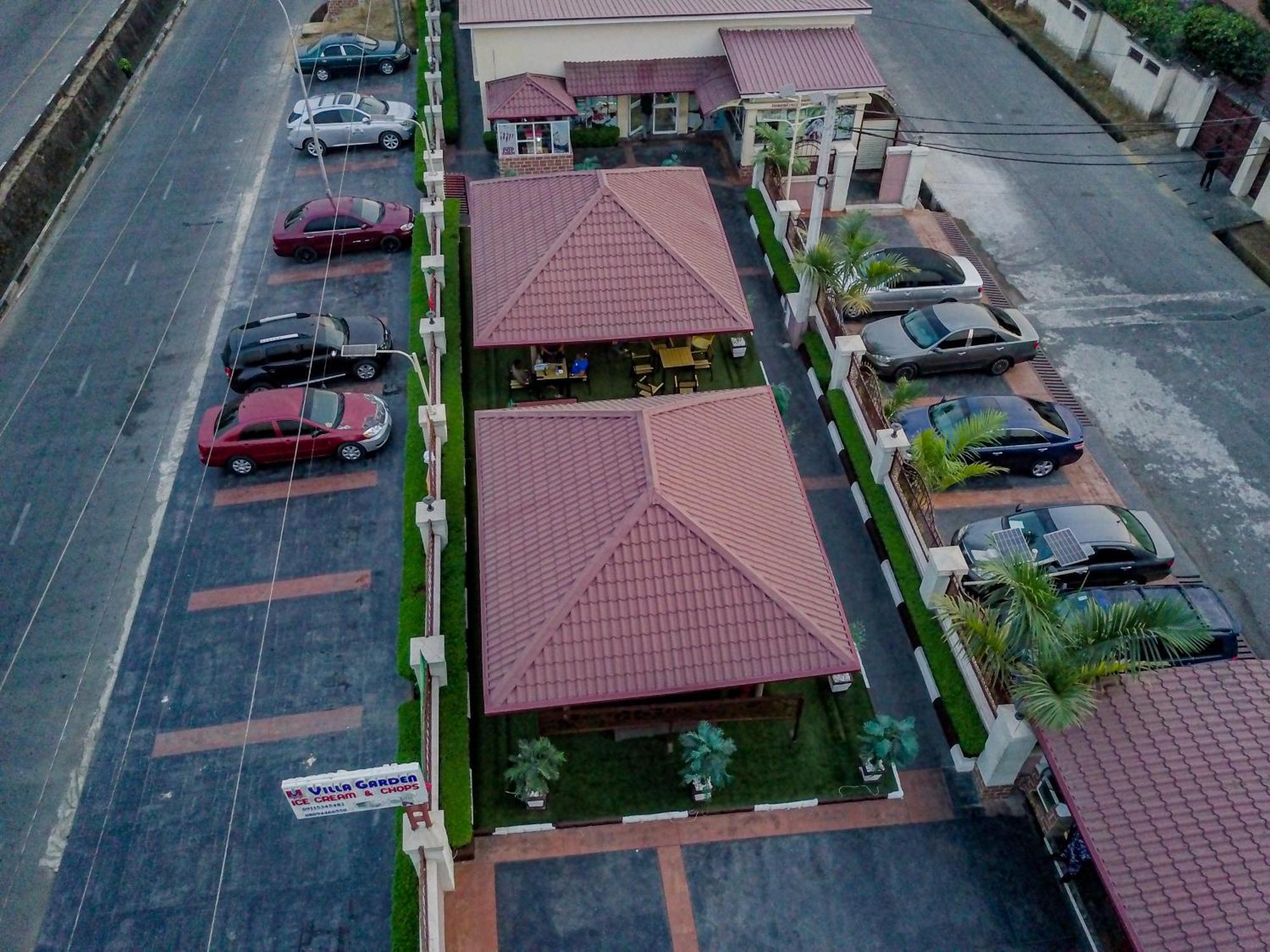 Villa Hilton Hotels Uyo Exterior foto
